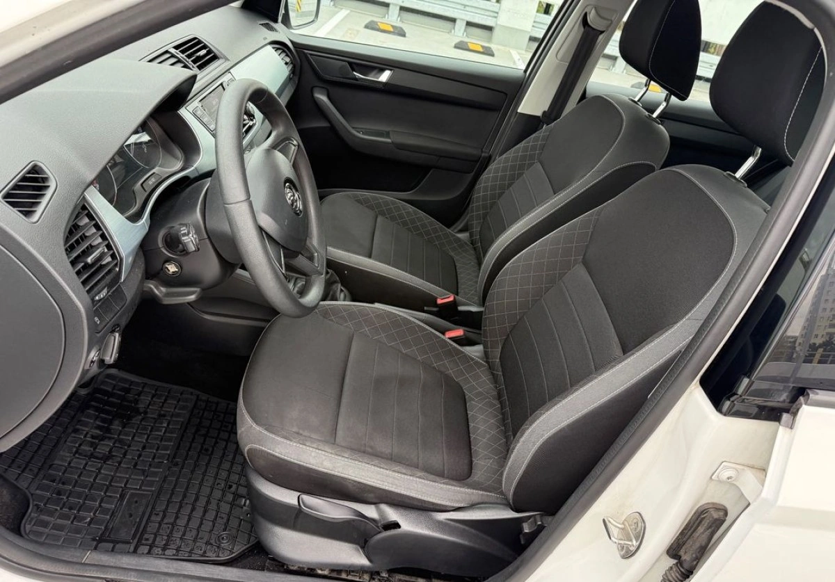 Skoda Fabia - Zdjęcie 15