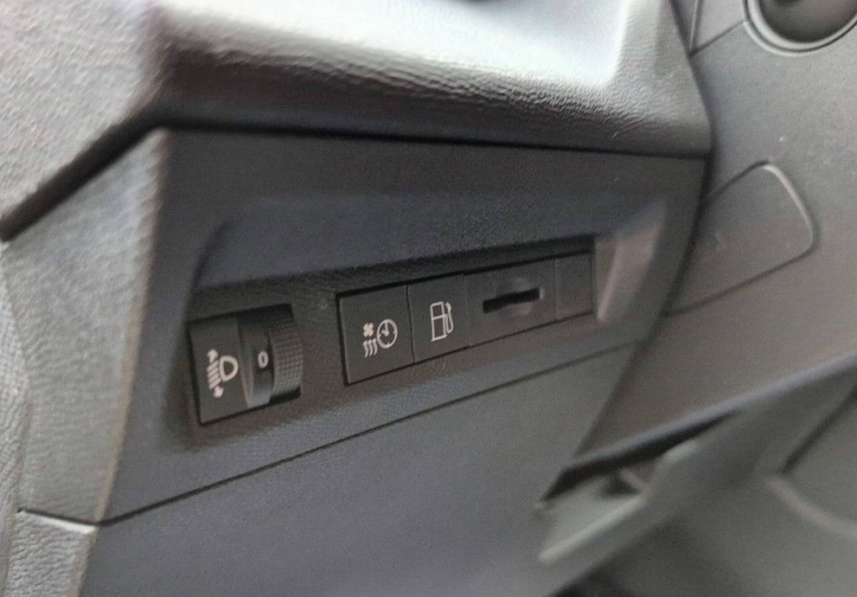 Peugeot 308 - Zdjęcie 14