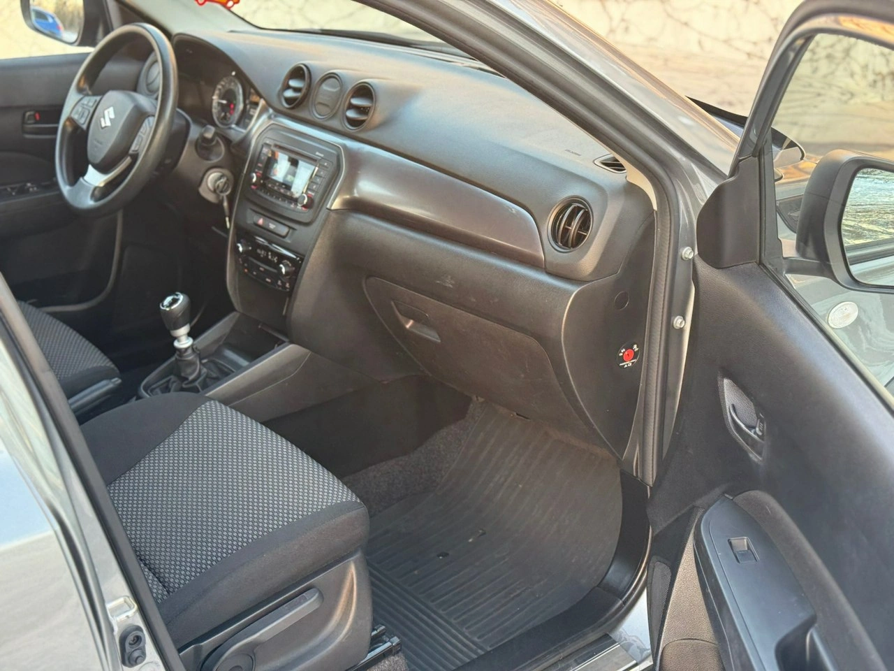 Suzuki Vitara - Zdjęcie 17