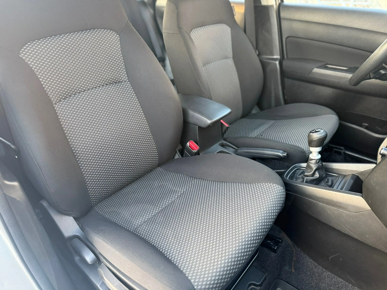 Suzuki Vitara - Zdjęcie 8