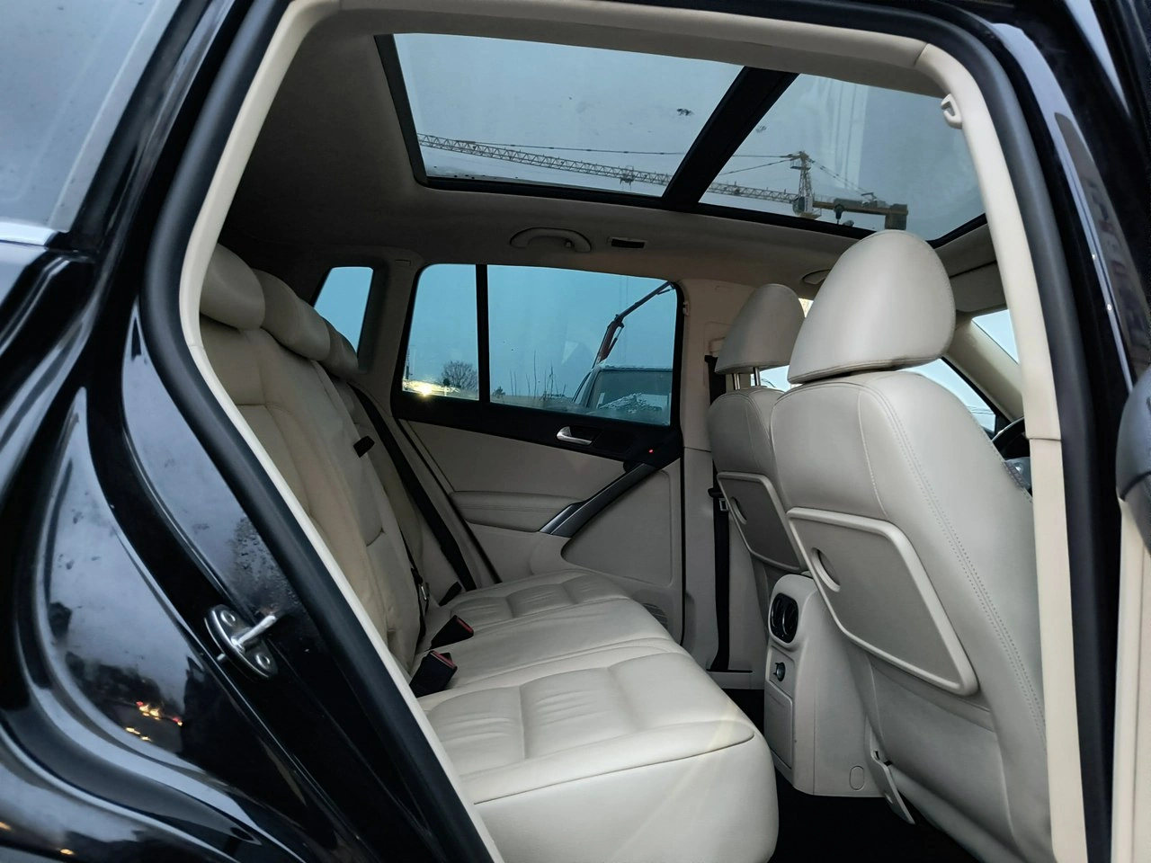 Volkswagen Tiguan - Zdjęcie 10