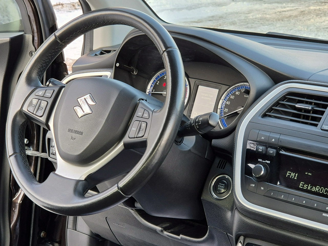 Suzuki SX4 S-Cross - Zdjęcie 38