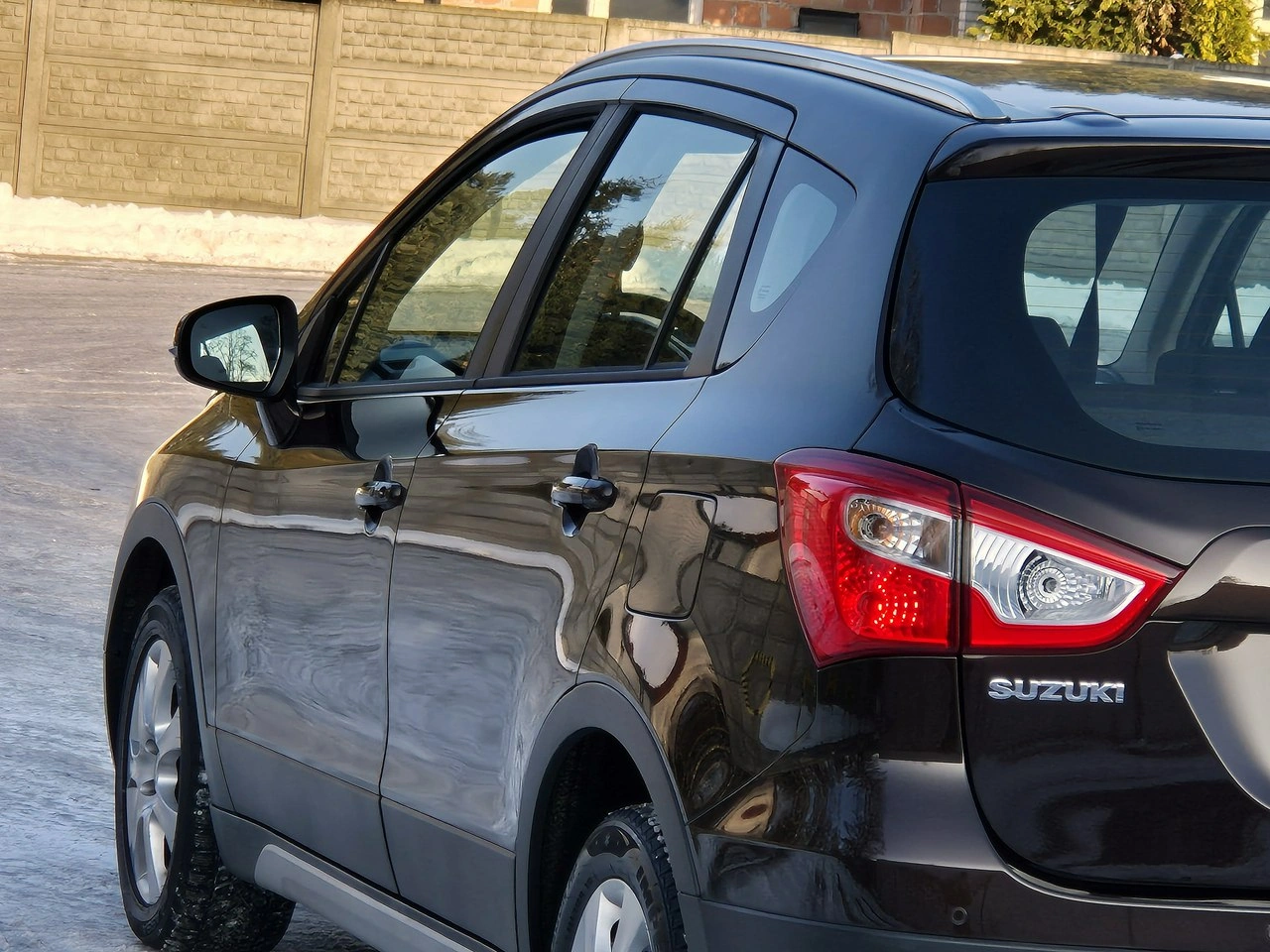 Suzuki SX4 S-Cross - Zdjęcie 31