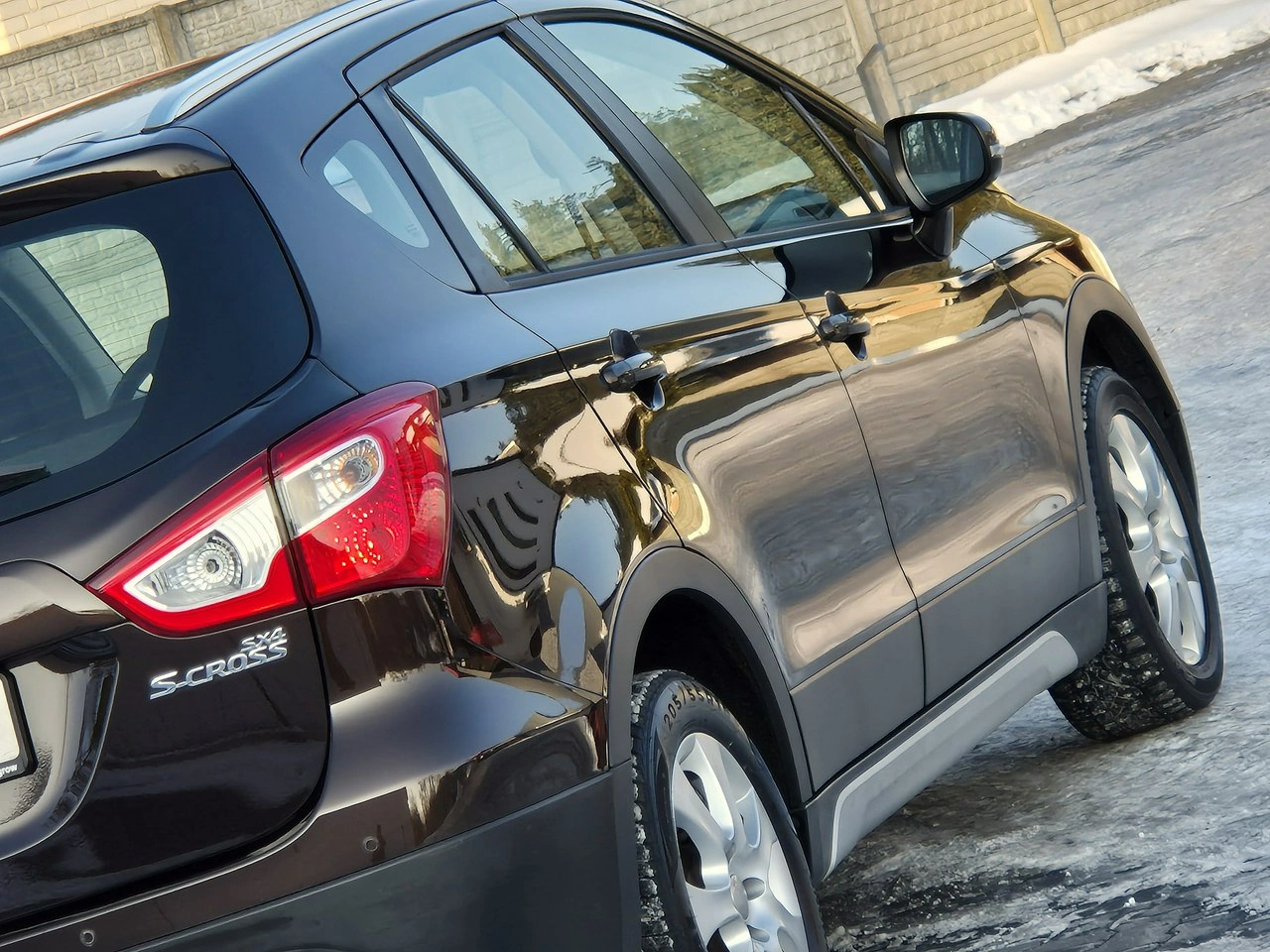 Suzuki SX4 S-Cross - Zdjęcie 33