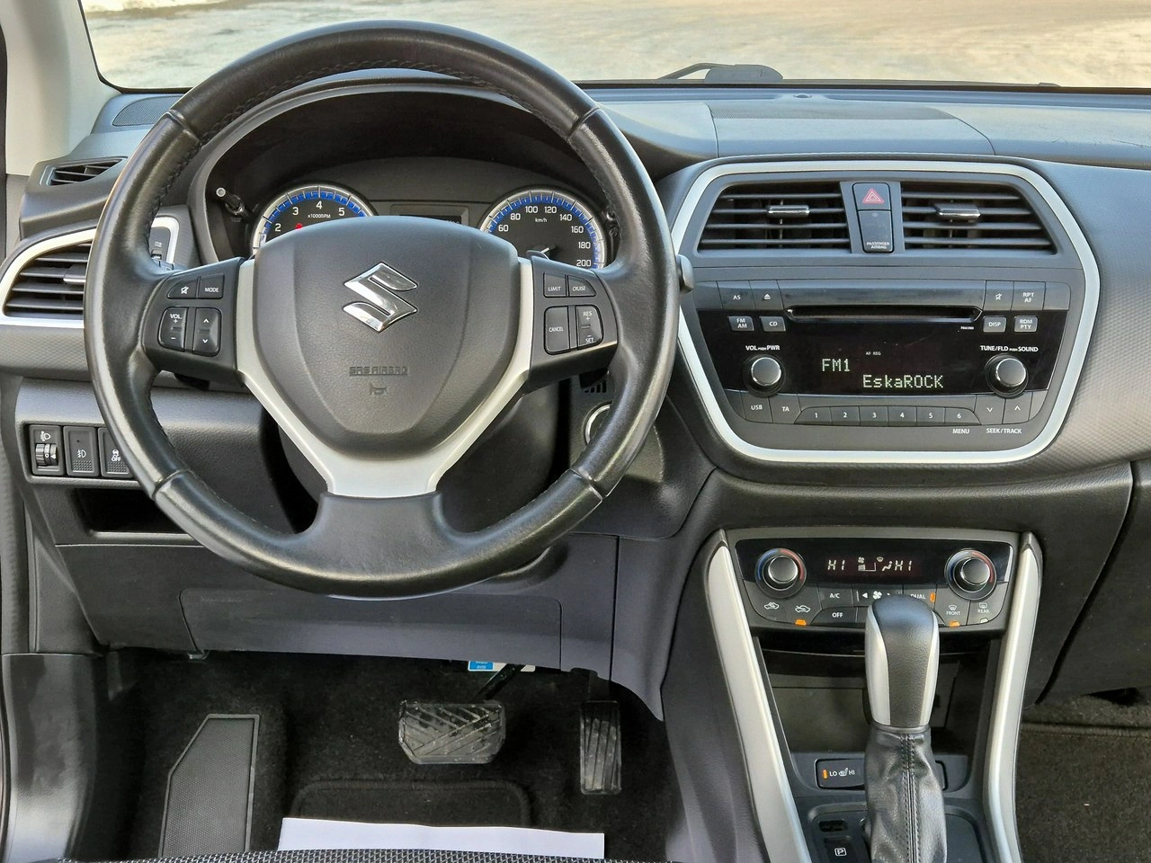 Suzuki SX4 S-Cross - Zdjęcie 36