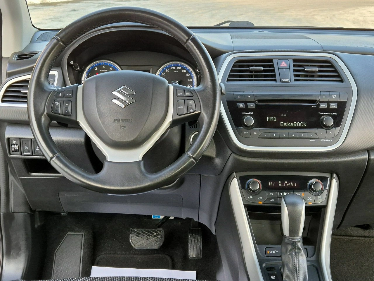Suzuki SX4 S-Cross - Zdjęcie 36
