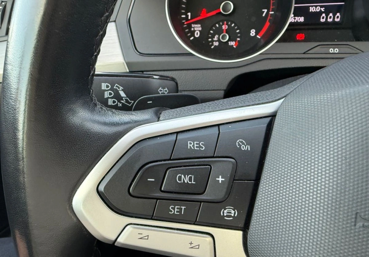 Volkswagen Passat - Zdjęcie 17