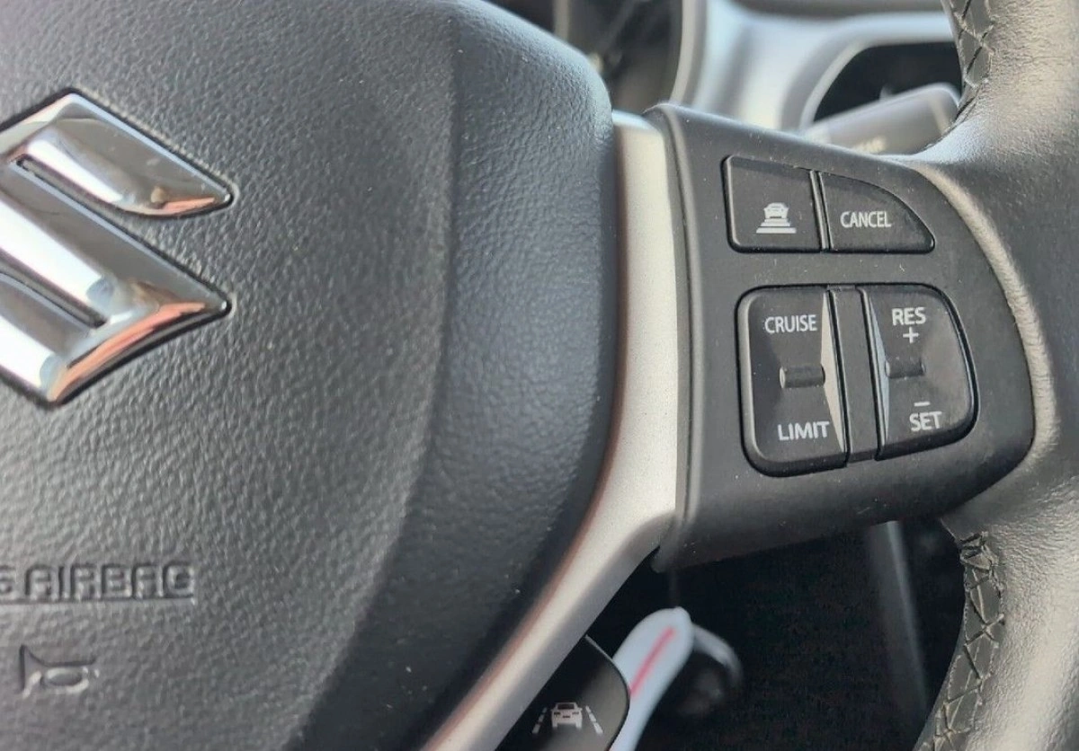 Suzuki Vitara - Zdjęcie 23