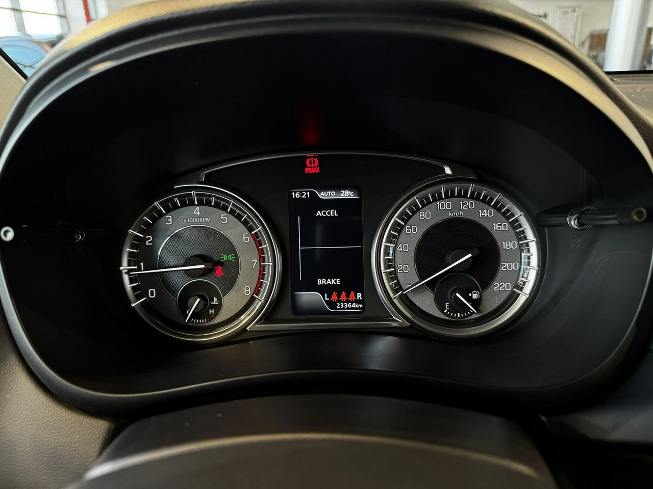 Suzuki SX4 S-Cross - Zdjęcie 21