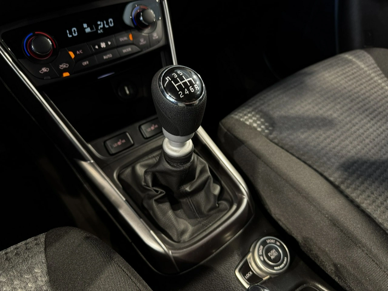 Suzuki SX4 S-Cross - Zdjęcie 24