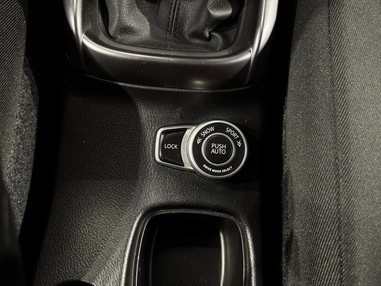 Suzuki SX4 S-Cross - Zdjęcie 25