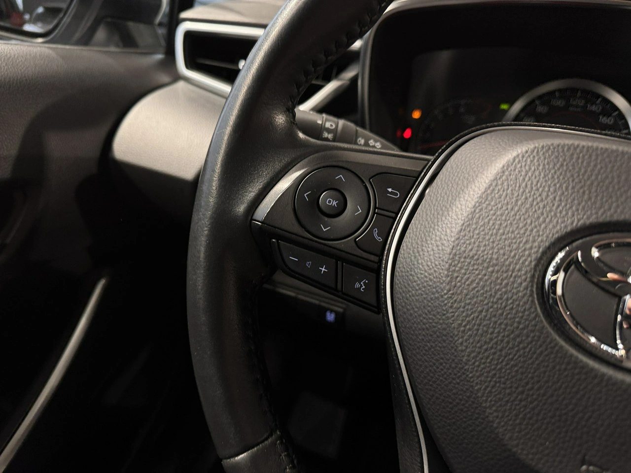 Toyota Corolla - Zdjęcie 17