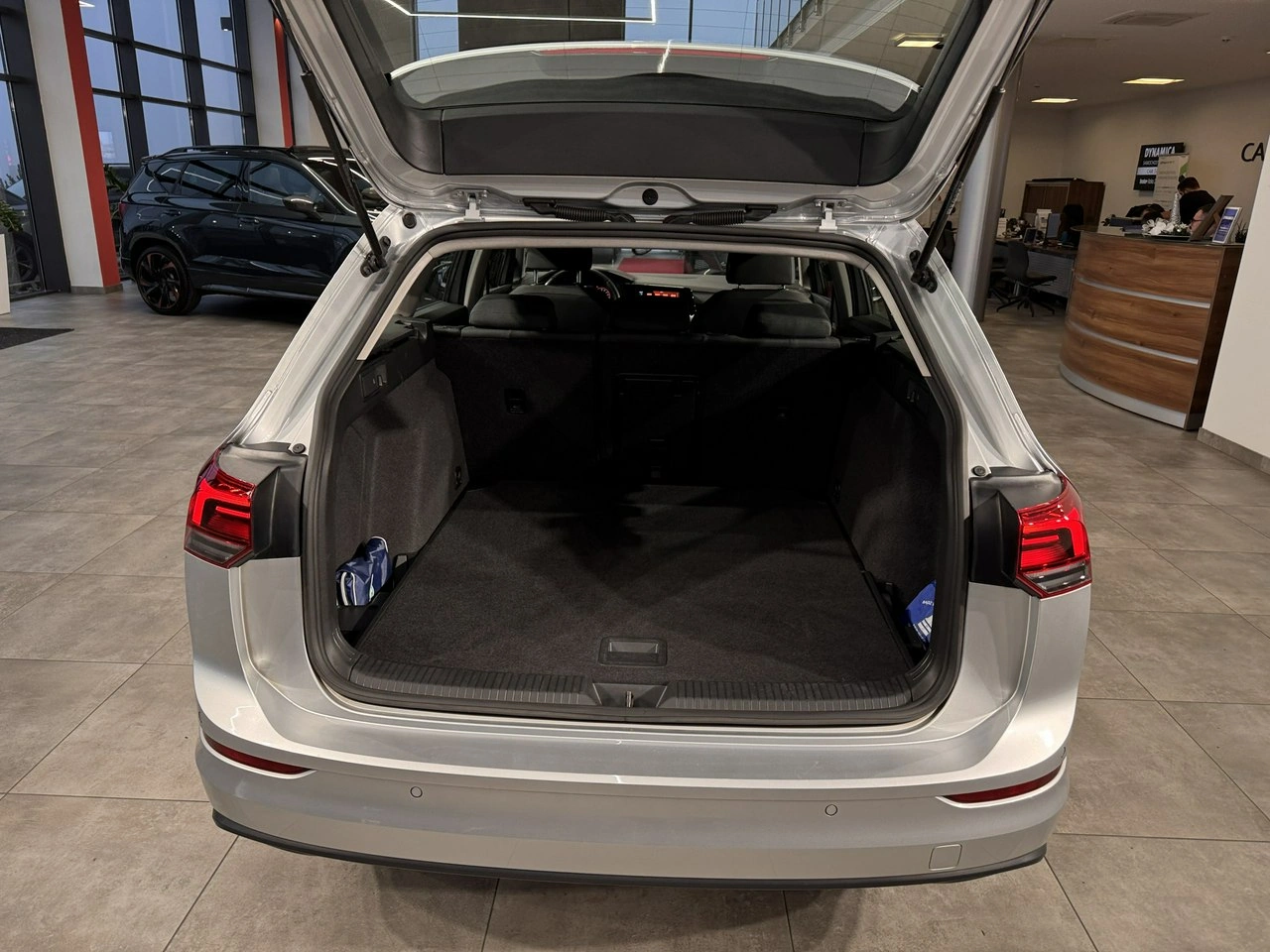 Volkswagen Golf - Zdjęcie 11