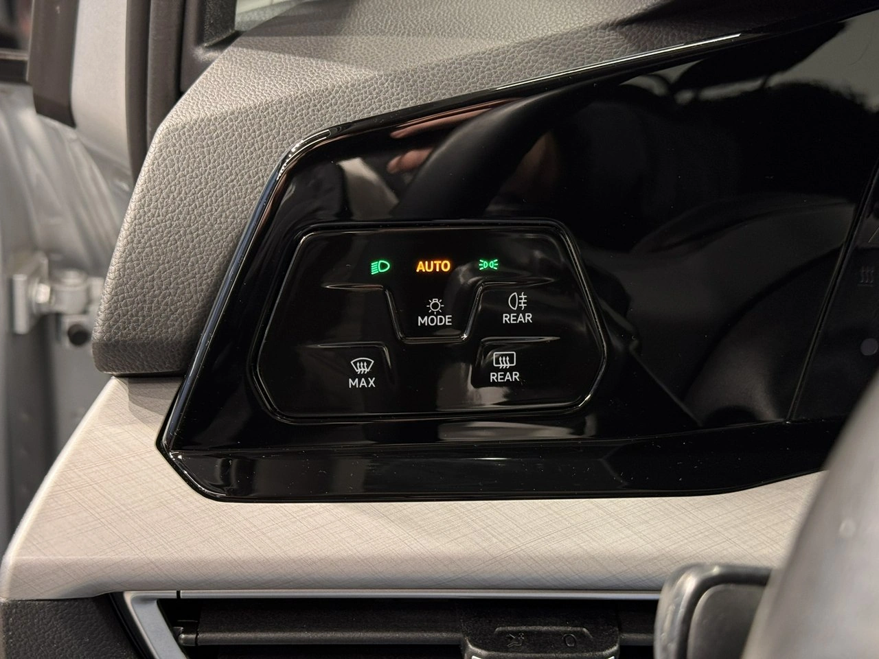 Volkswagen Golf - Zdjęcie 15