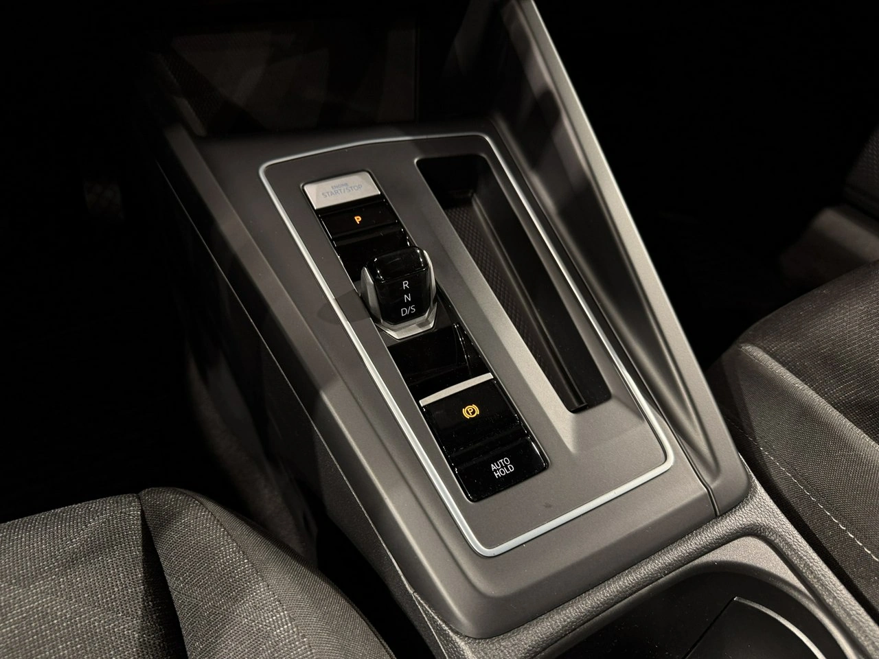 Volkswagen Golf - Zdjęcie 23