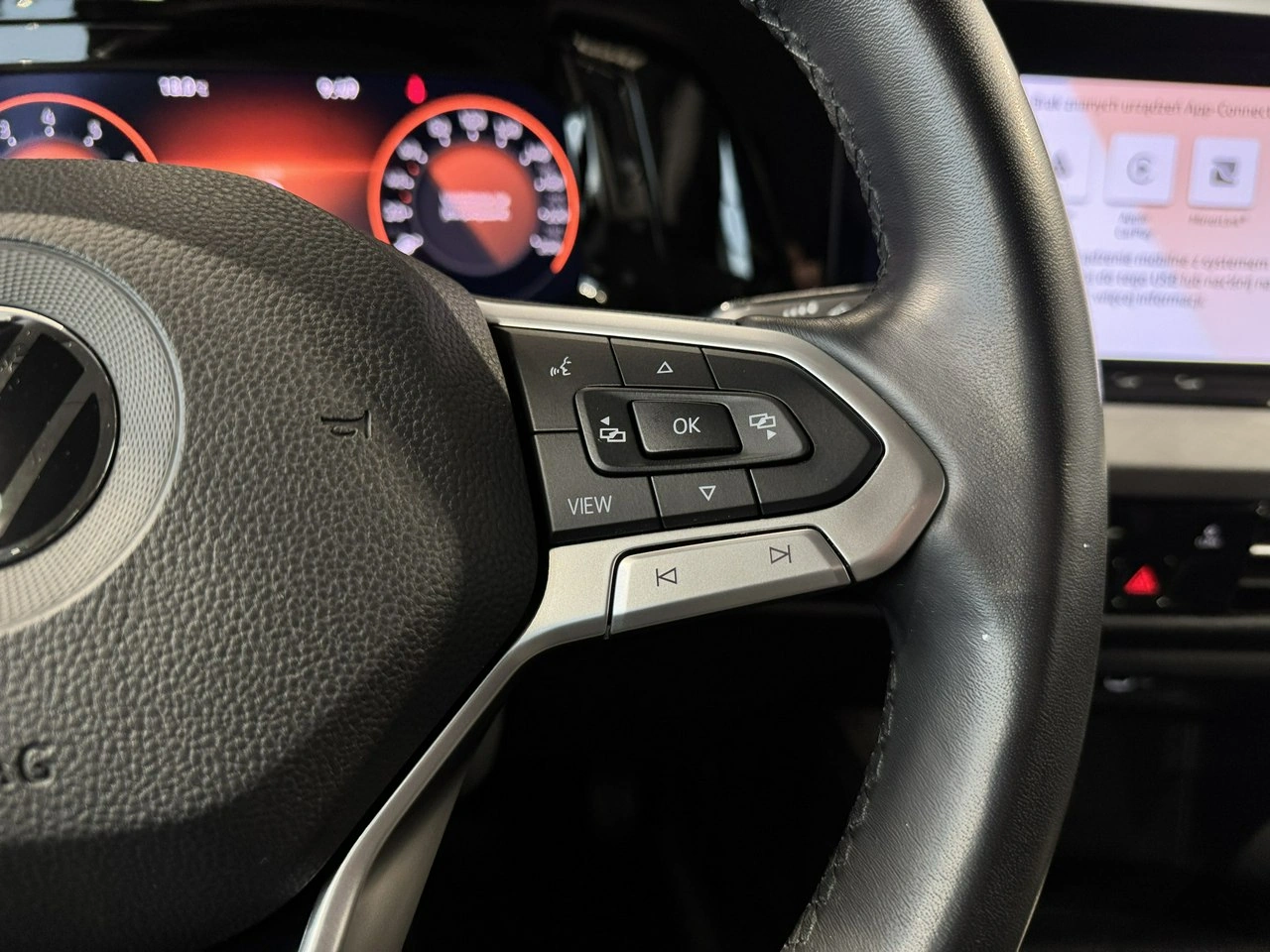 Volkswagen Golf - Zdjęcie 19