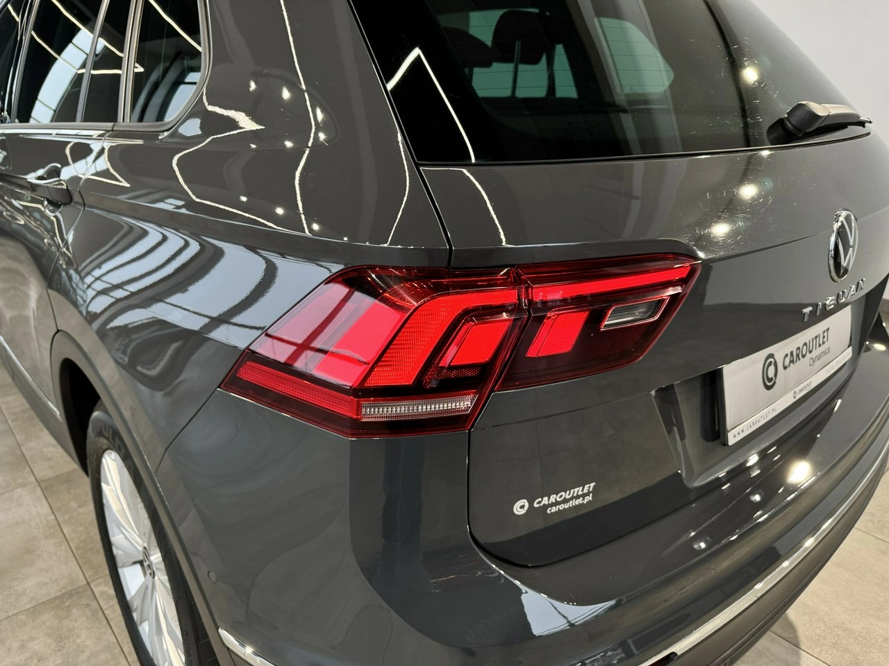 Volkswagen Tiguan - Zdjęcie 10