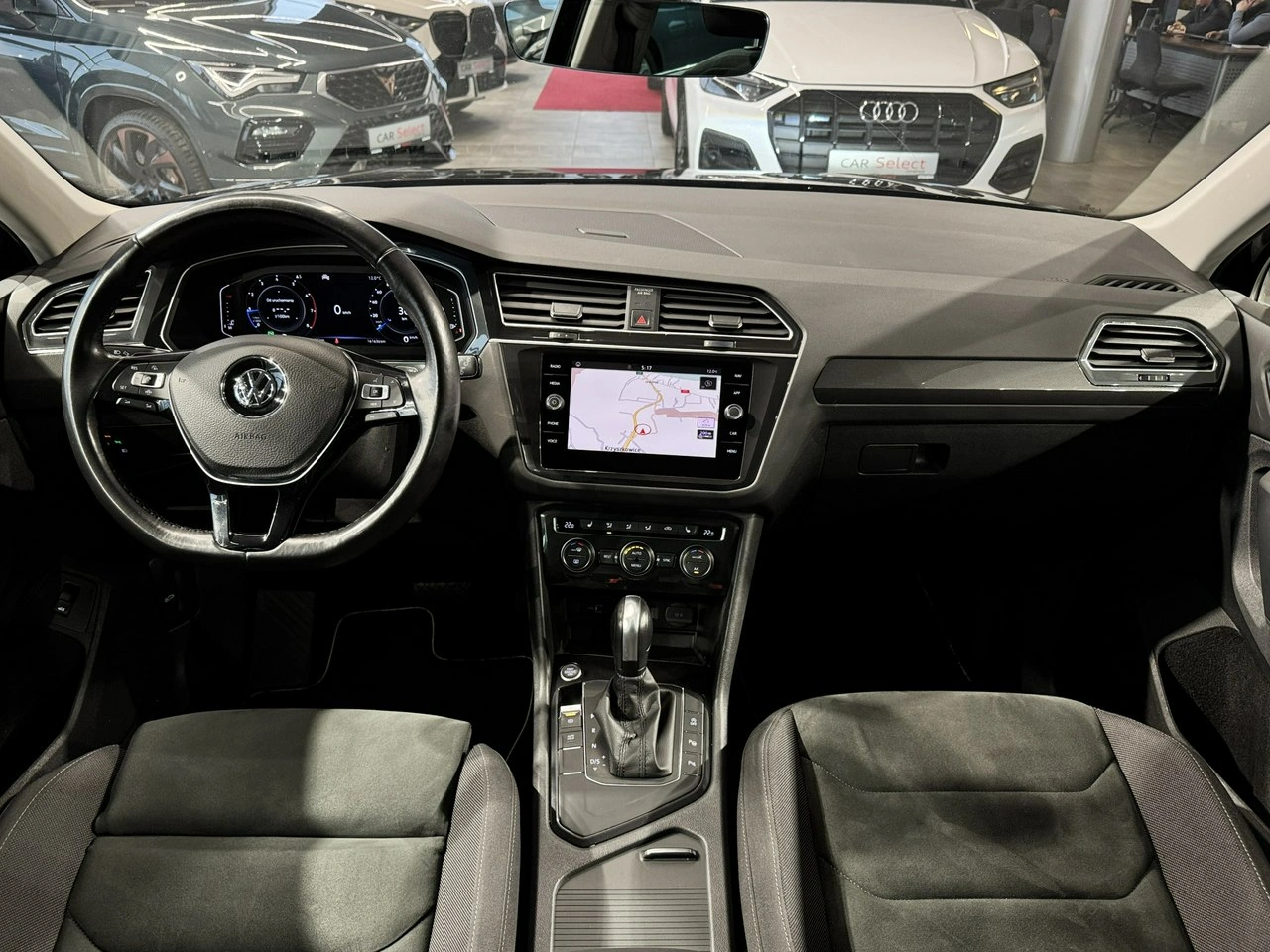 Volkswagen Tiguan - Zdjęcie 19