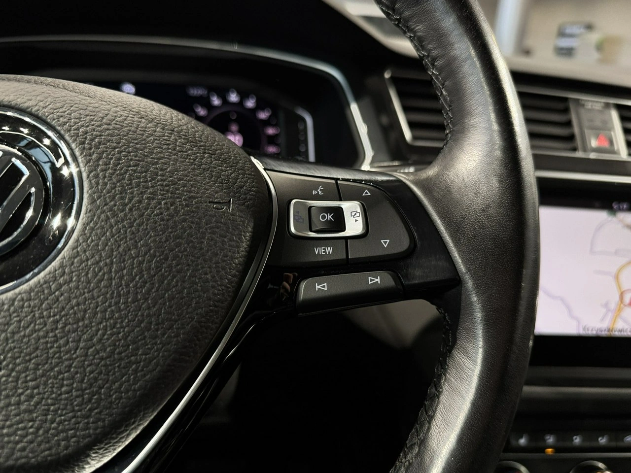 Volkswagen Tiguan - Zdjęcie 22