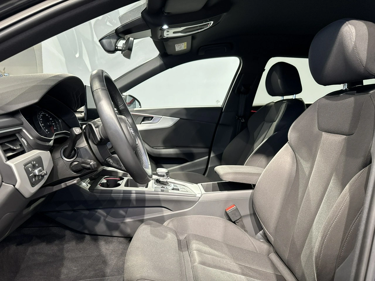 Audi A4 - Zdjęcie 10