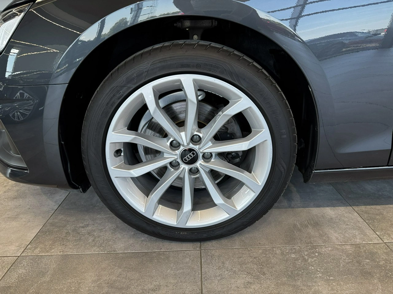 Audi A4 - Zdjęcie 9