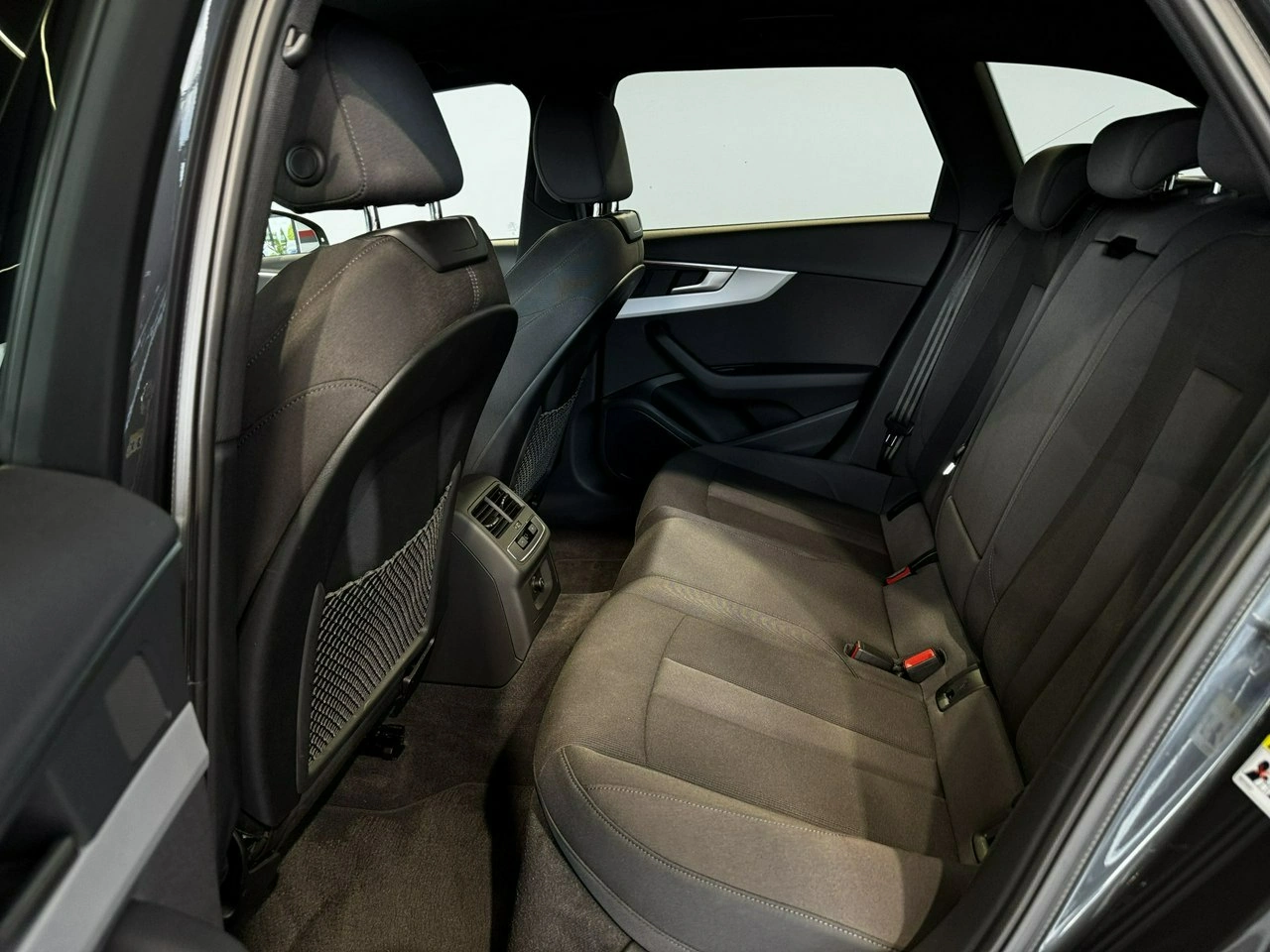 Audi A4 - Zdjęcie 12