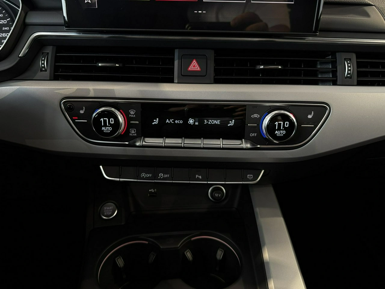 Audi A4 - Zdjęcie 25