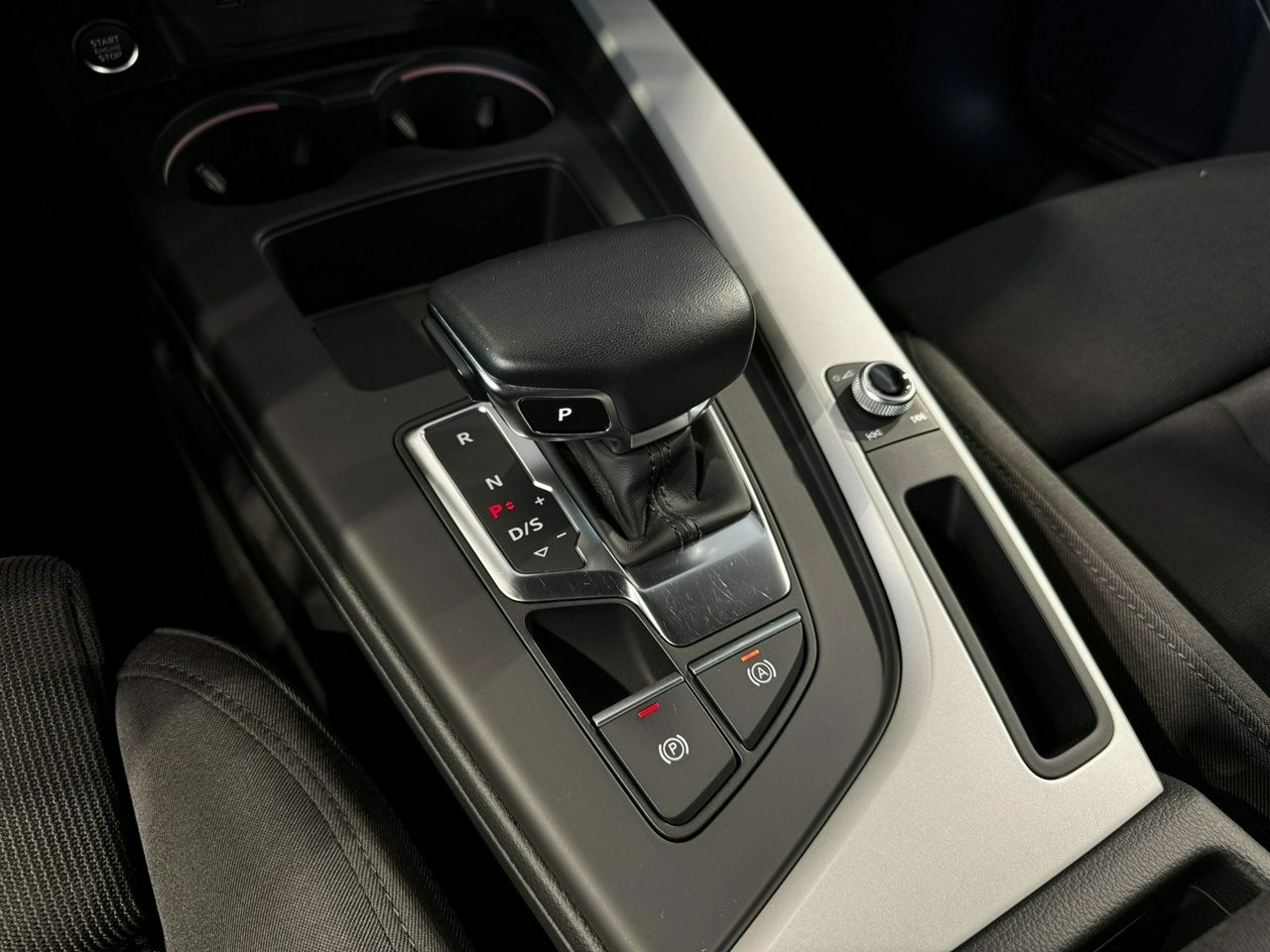 Audi A4 - Zdjęcie 26