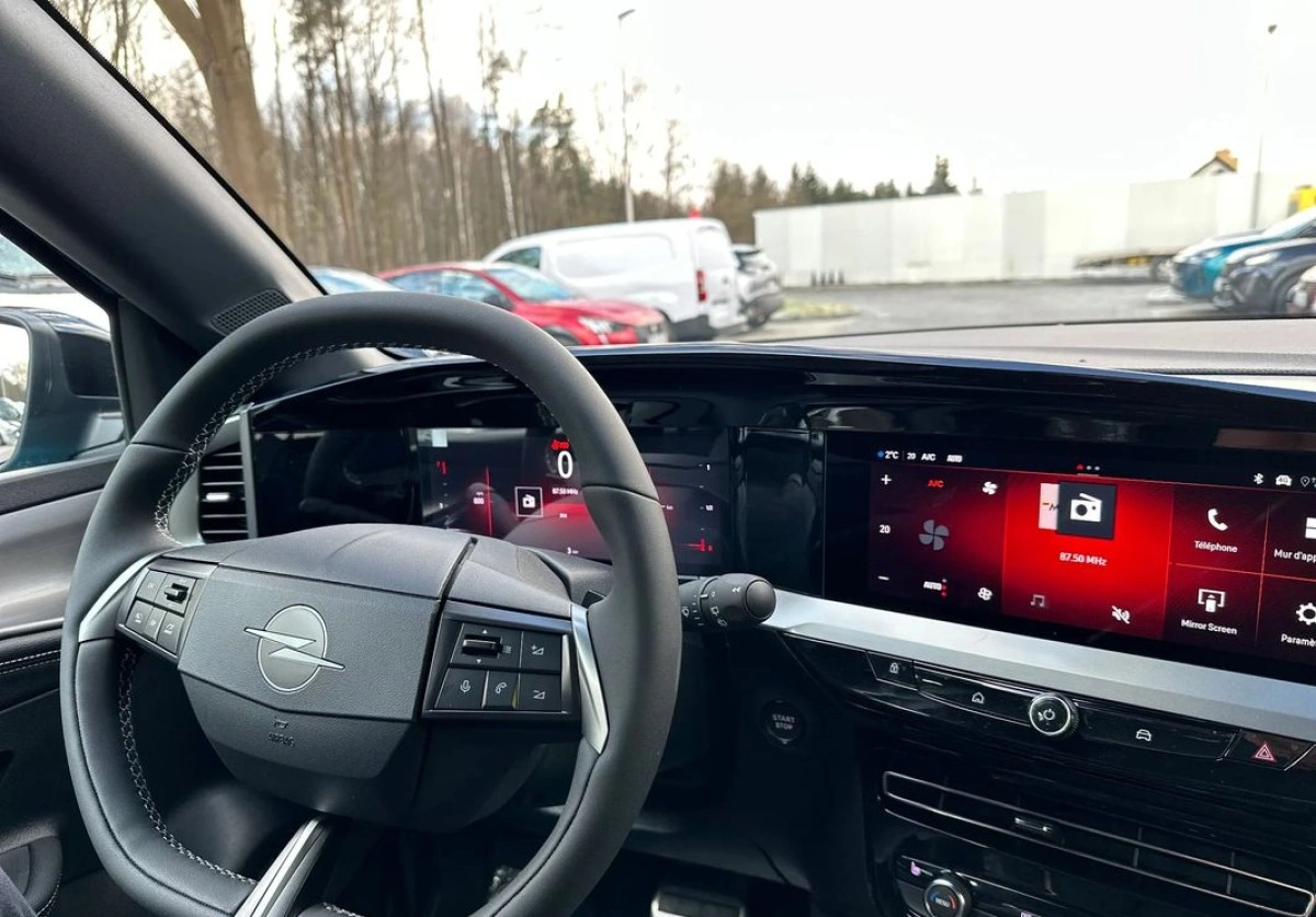 Opel Mokka - Zdjęcie 22