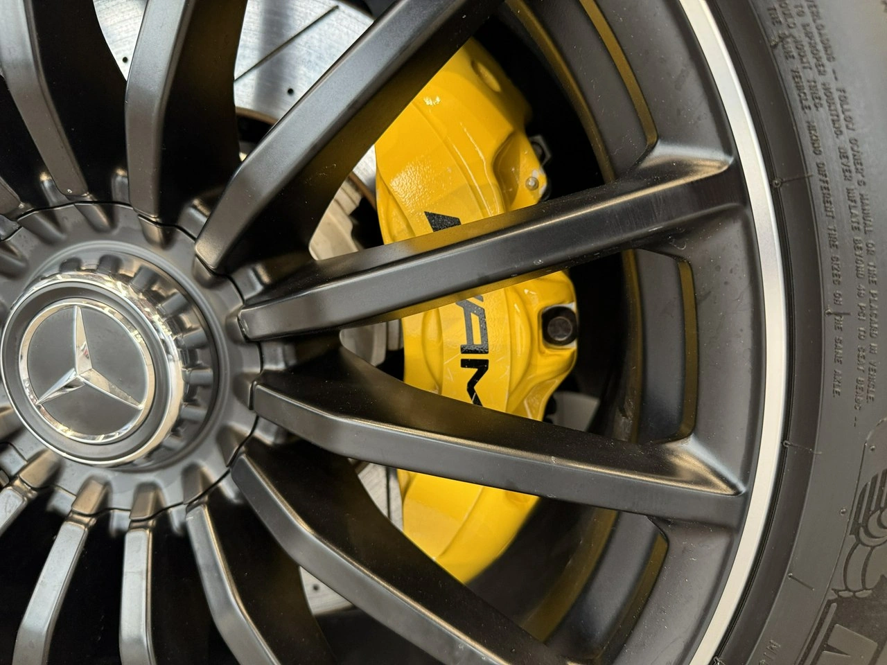 Mercedes AMG GT - Zdjęcie 10