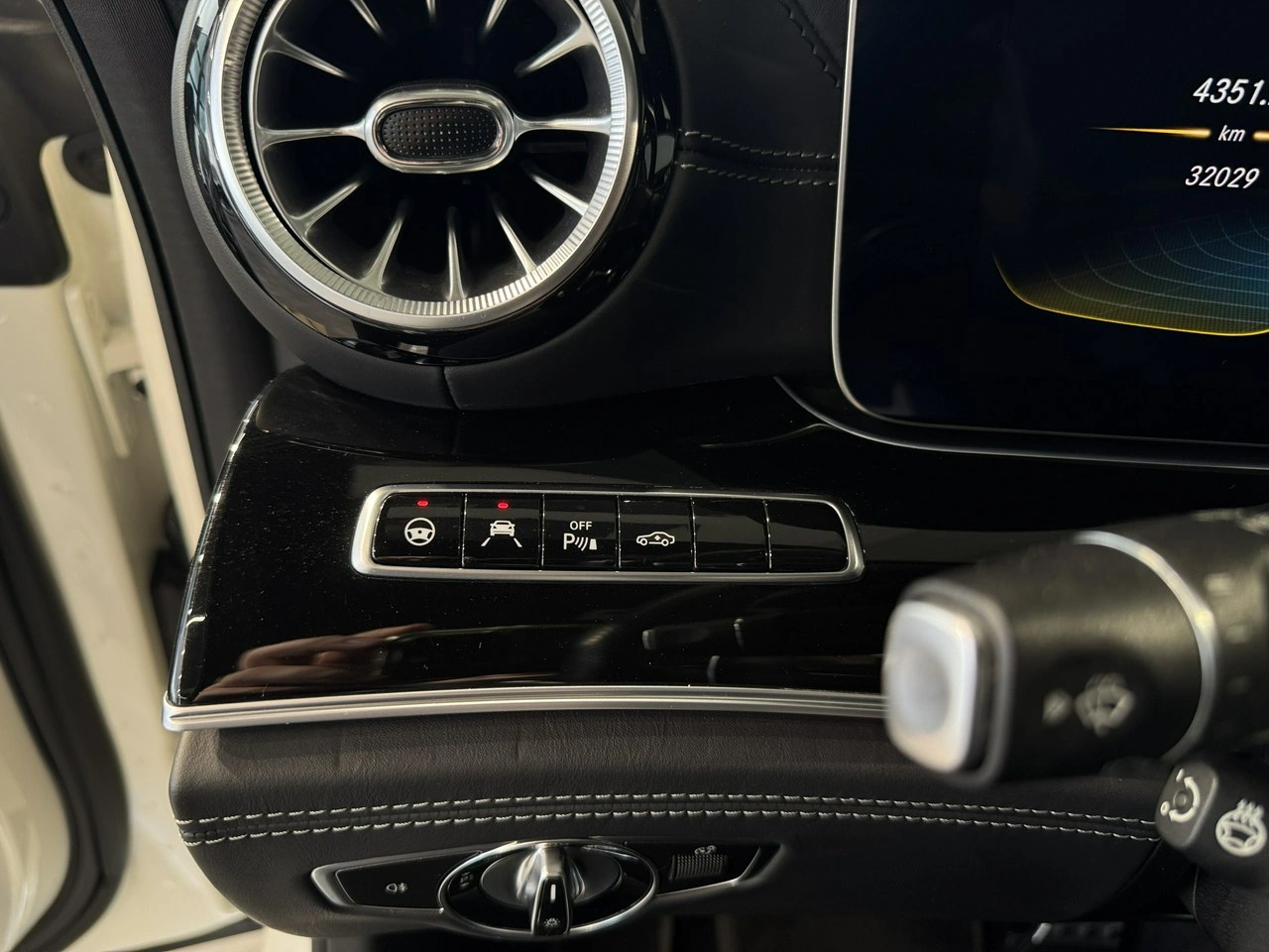 Mercedes AMG GT - Zdjęcie 24