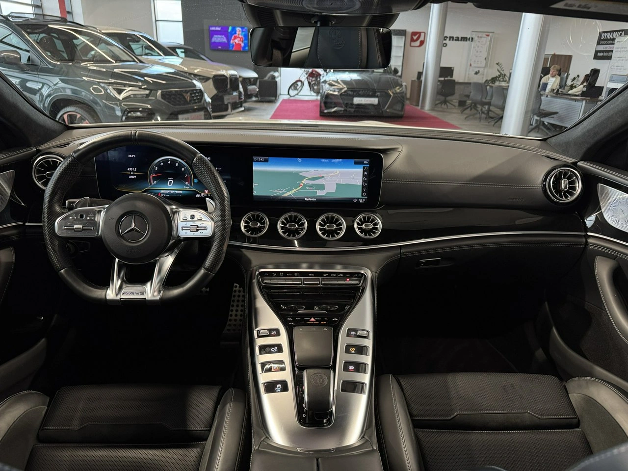 Mercedes AMG GT - Zdjęcie 25