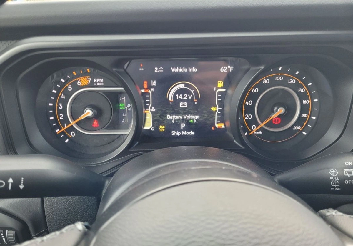 Jeep Wrangler - Zdjęcie 17