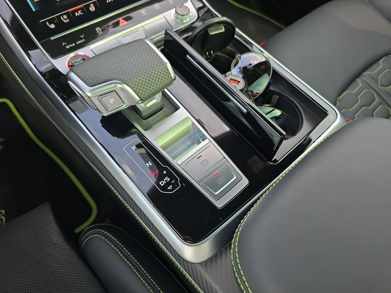 Audi RS Q8 - Zdjęcie 12