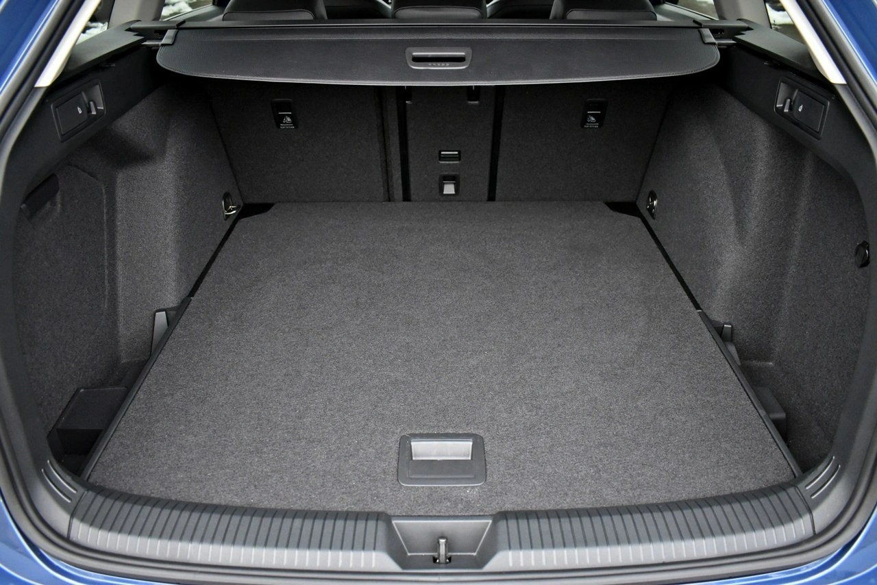 Volkswagen Golf - Zdjęcie 26