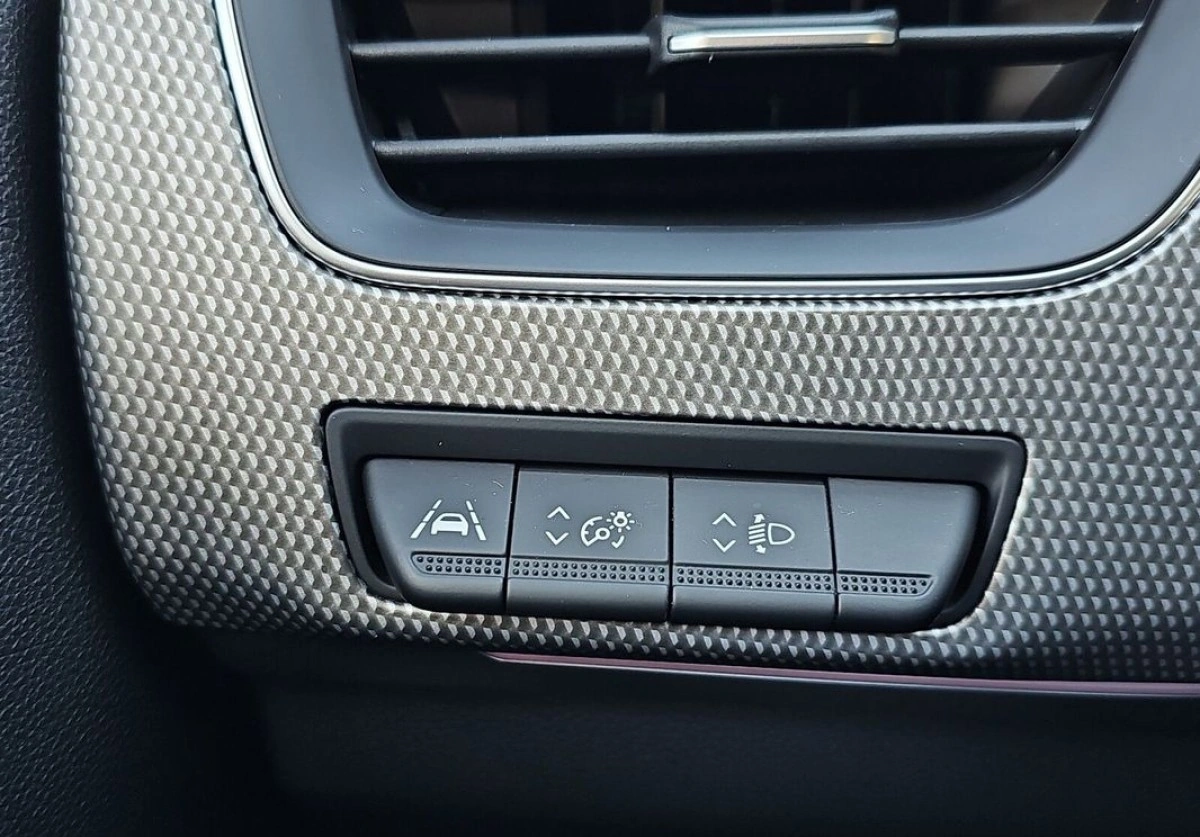 Renault Arkana - Zdjęcie 13