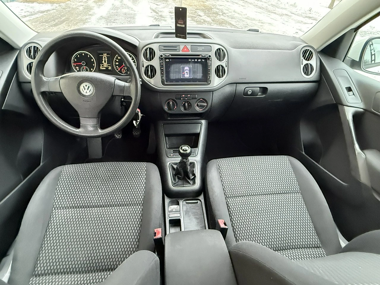 Volkswagen Tiguan - Zdjęcie 4