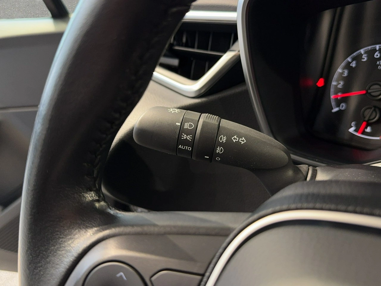 Toyota Corolla - Zdjęcie 17