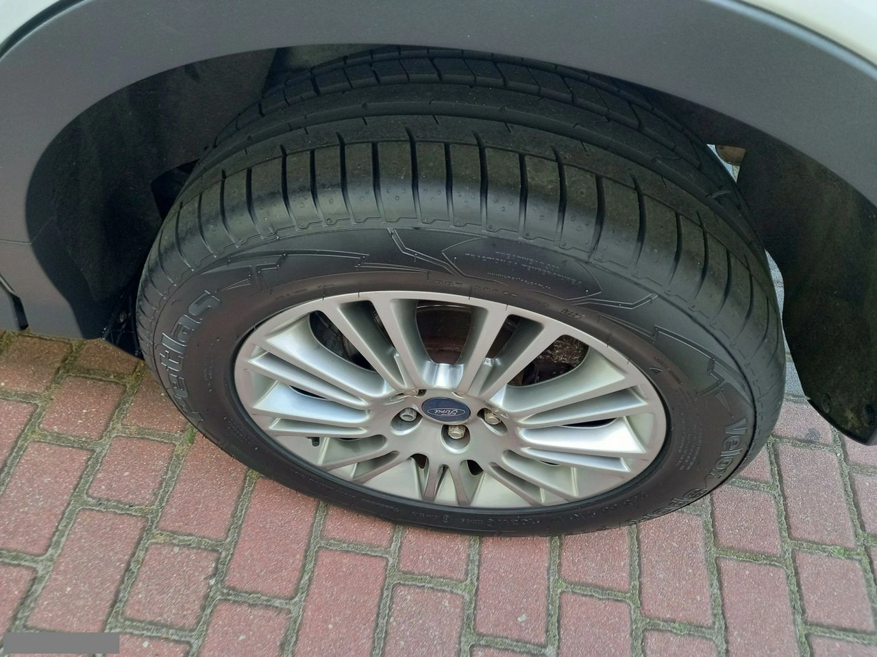 Ford Kuga - Zdjęcie 6