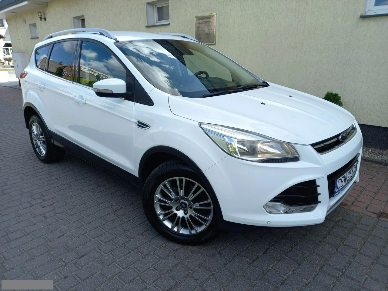 Ford Kuga - Zdjęcie 9