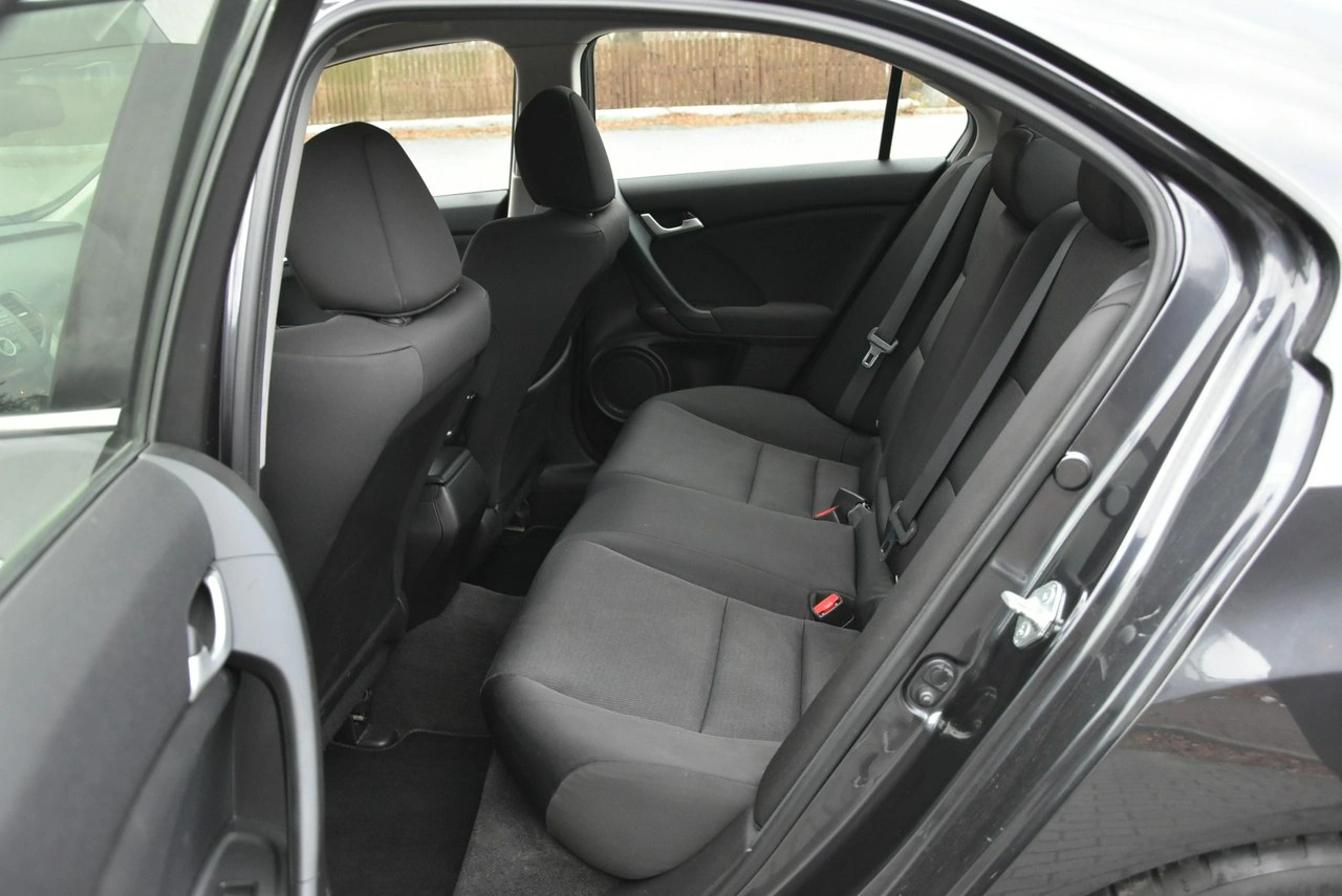 Honda Accord - Zdjęcie 10