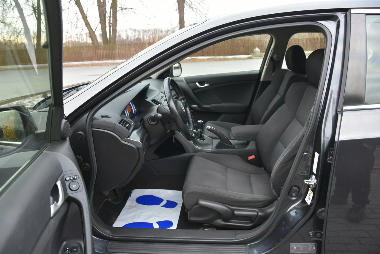 Honda Accord - Zdjęcie 12