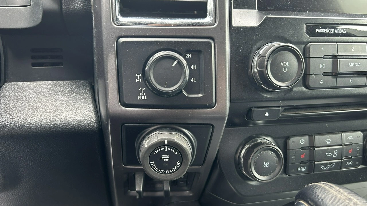 Ford F150 - Zdjęcie 9