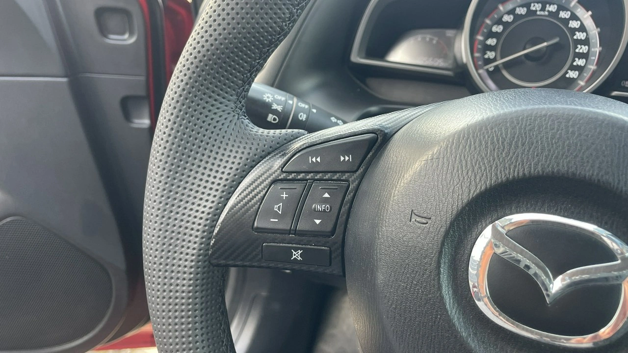 Mazda 3 - Zdjęcie 12