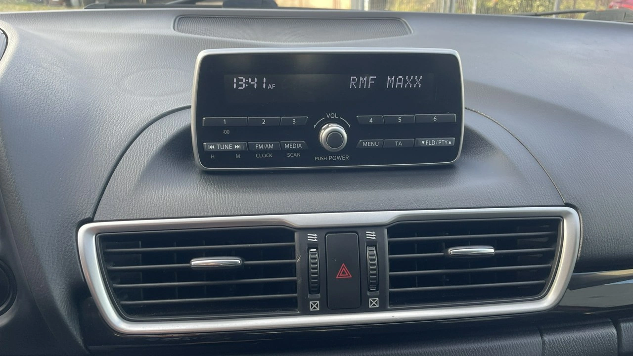 Mazda 3 - Zdjęcie 19