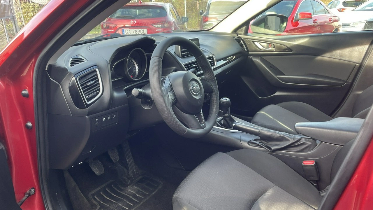 Mazda 3 - Zdjęcie 7