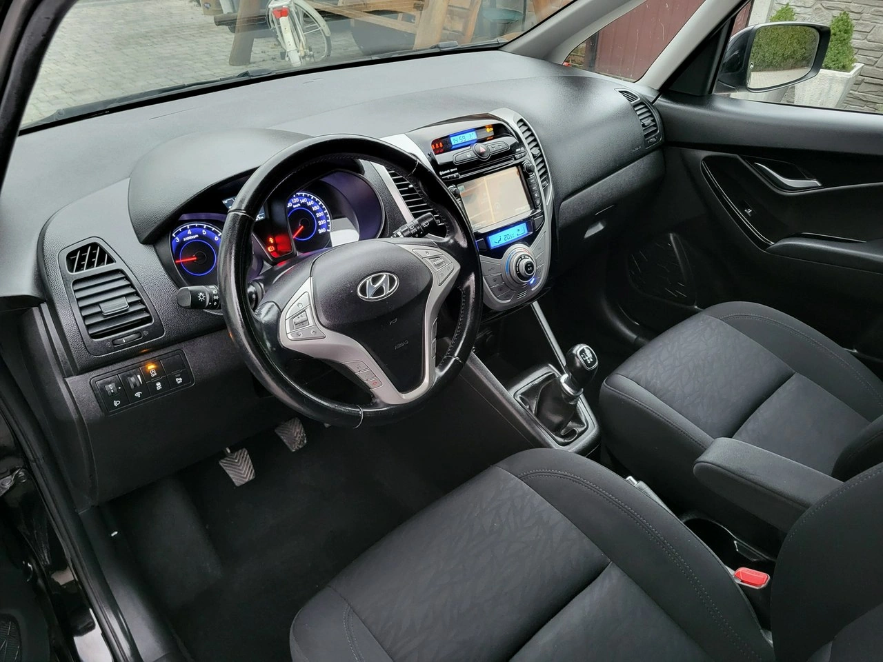 Hyundai ix20 - Zdjęcie 9