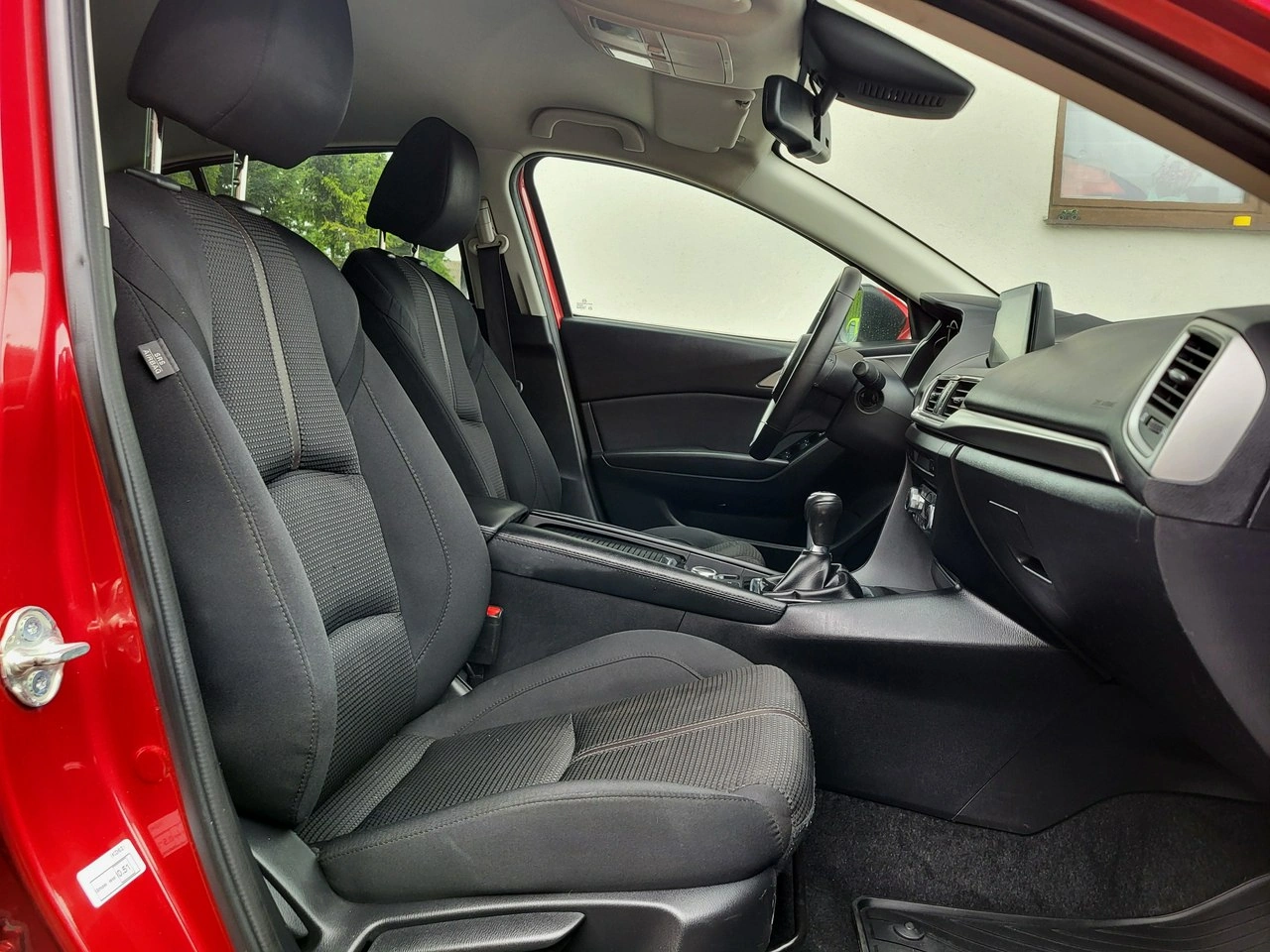 Mazda 3 - Zdjęcie 8