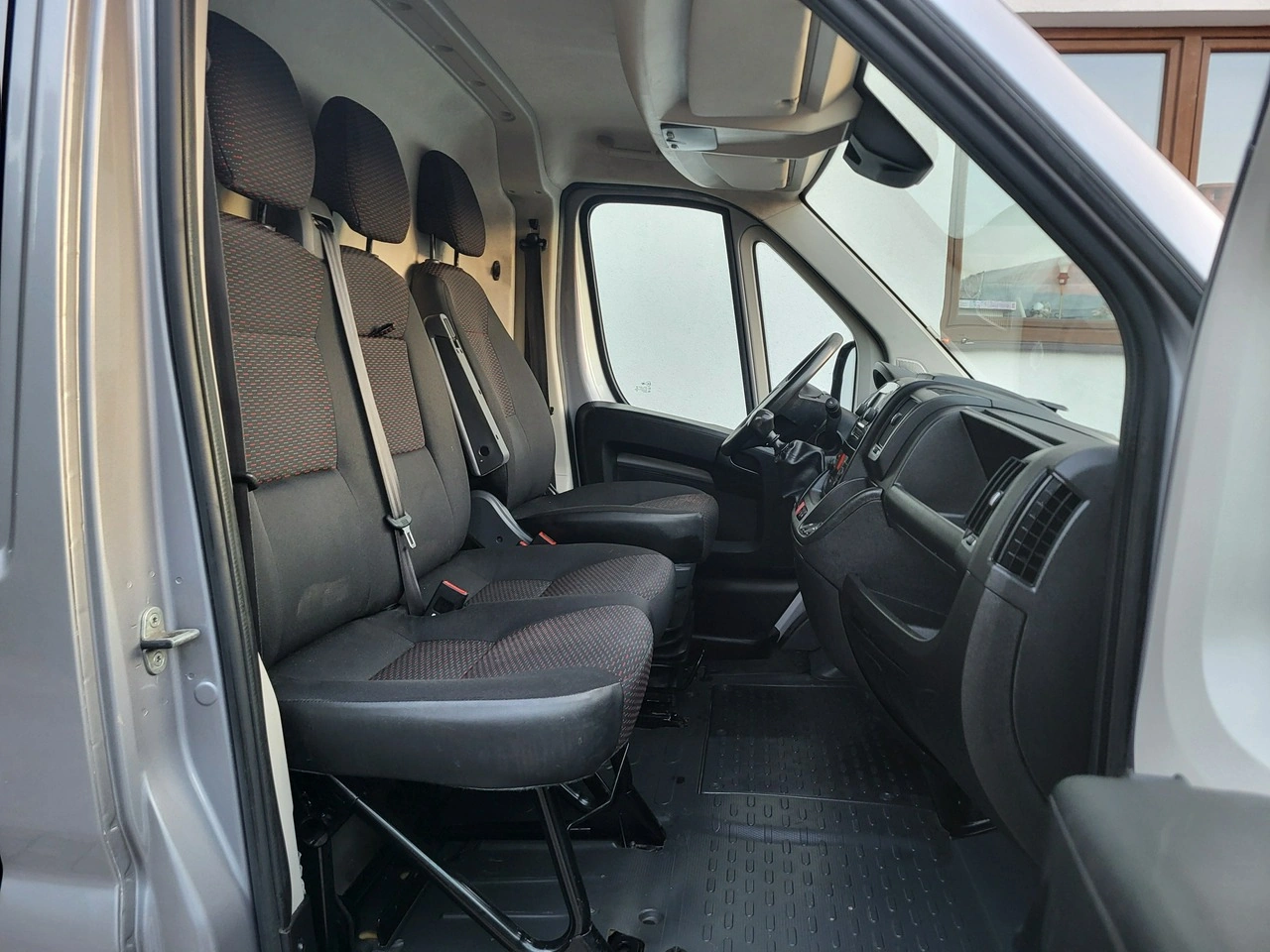Peugeot Boxer - Zdjęcie 9