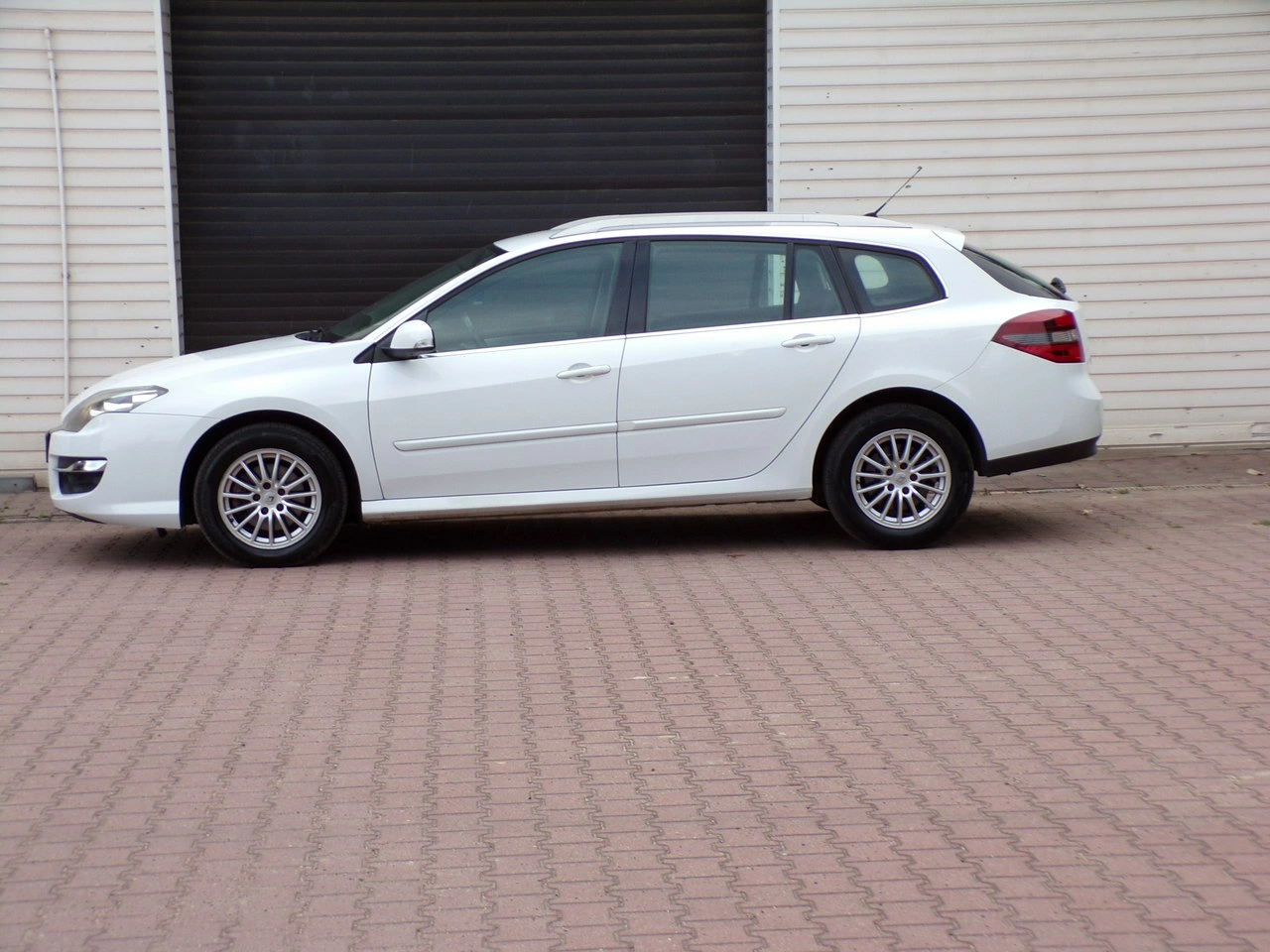 Renault Laguna - Zdjęcie 9